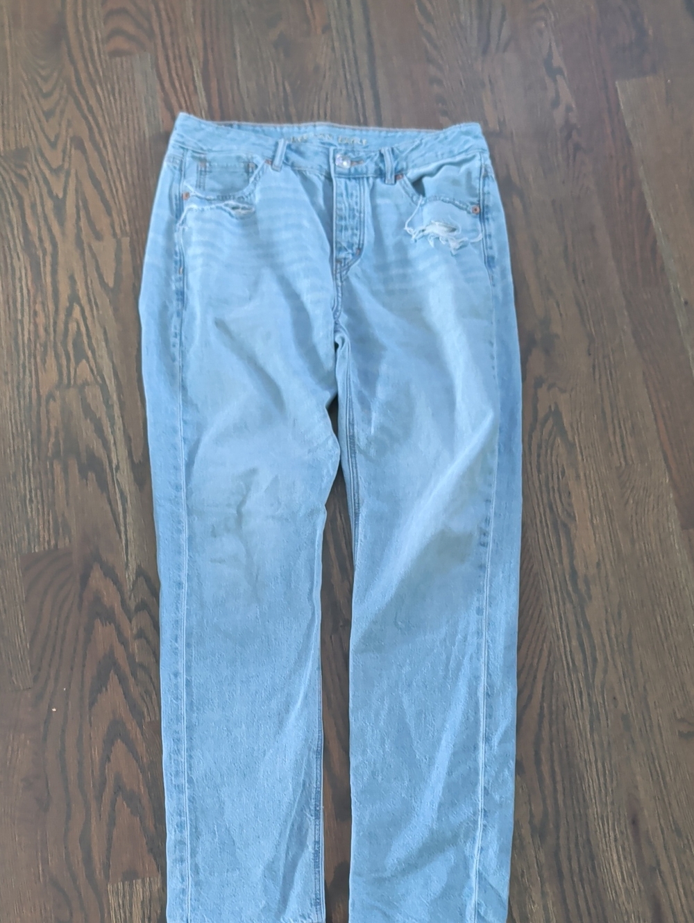 American Eagle Tom Girl Distressed Womens - Classic Straight Fit